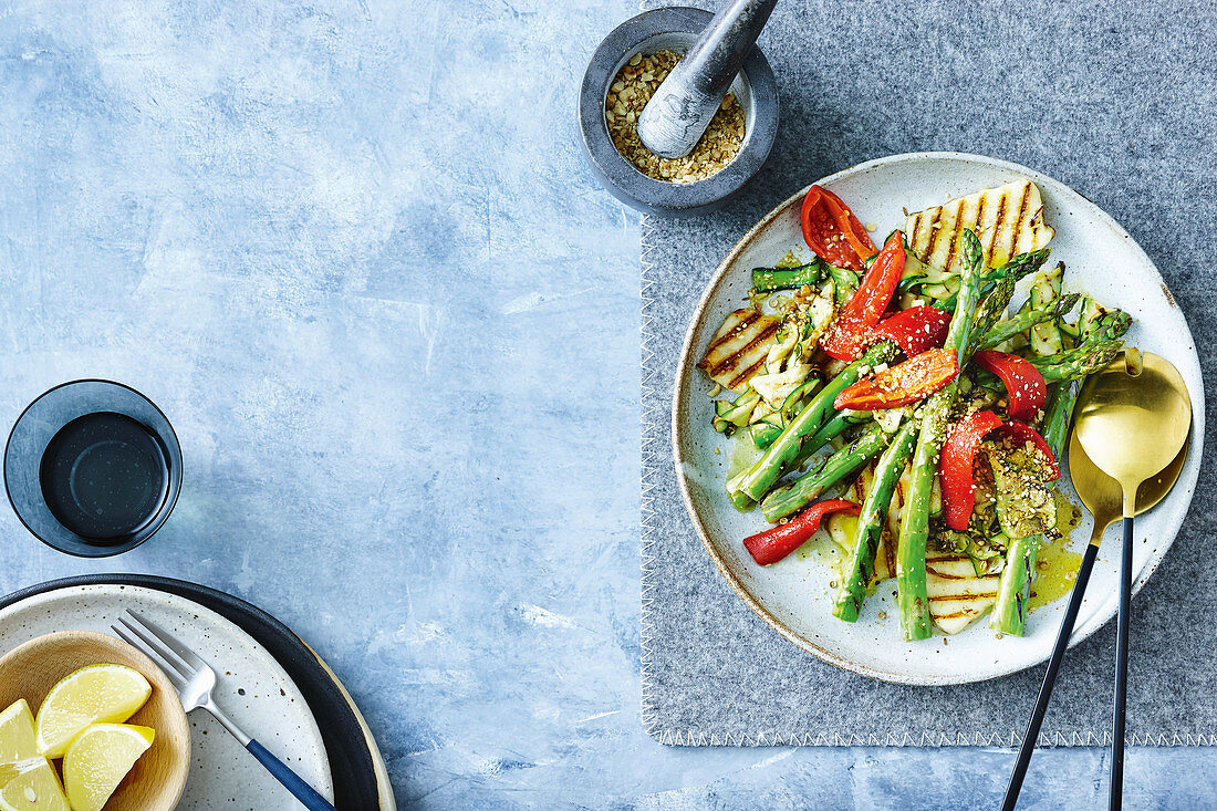 Chargrilled asparagus and haloumi salad with hazelnut dukkah