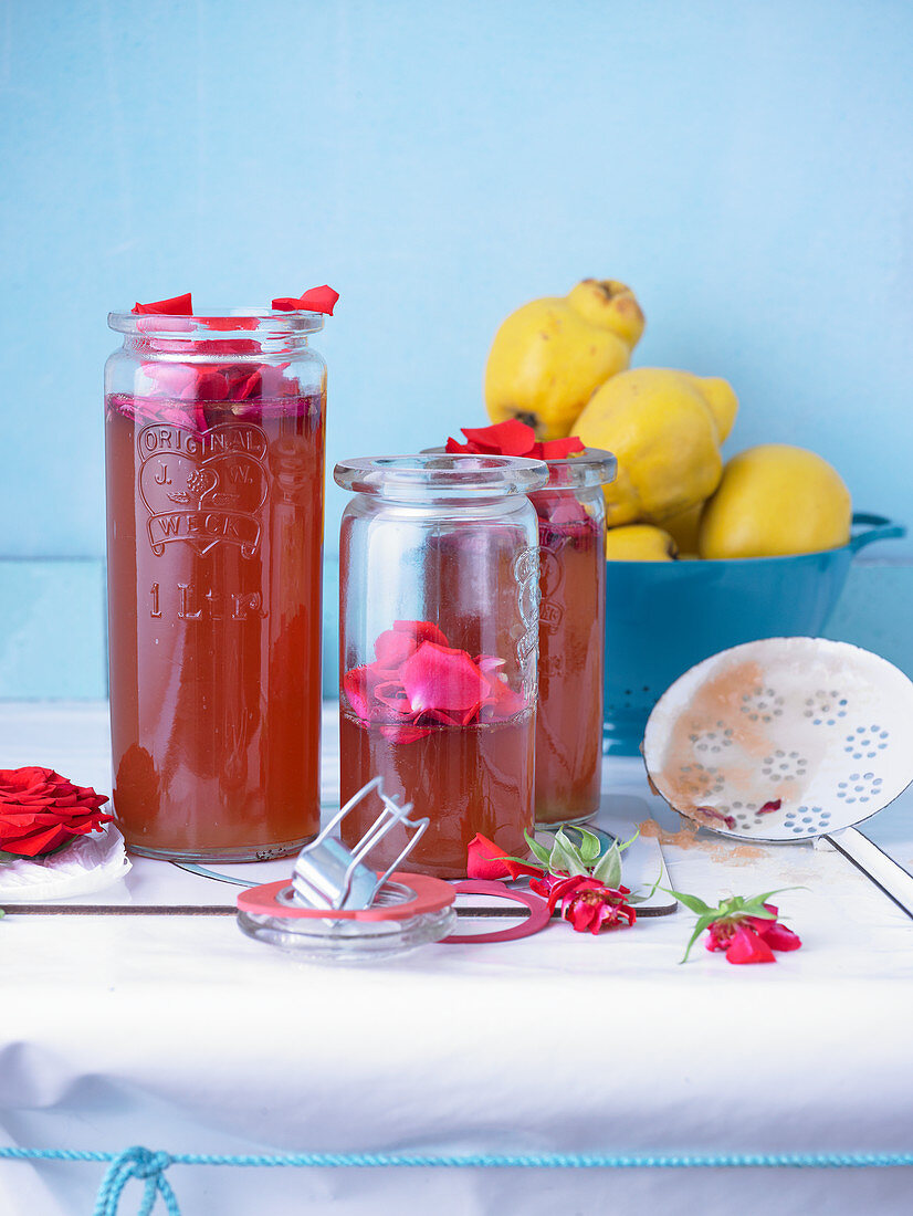 Quince jelly with rose petals