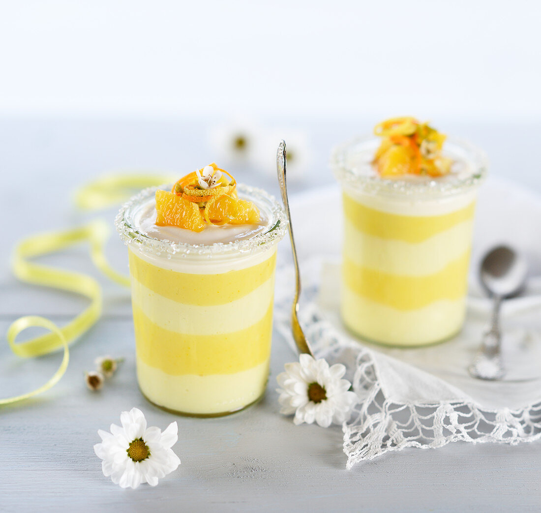 Vegane Orangen-Zitronen-Creme im Glas