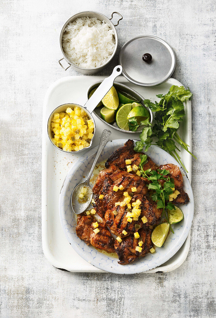 Jerk Chicken mit Ananas-Kokos Salsa