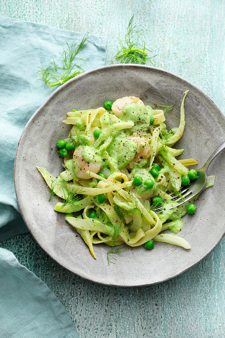 Scallops with fennel noodles in a green sauce