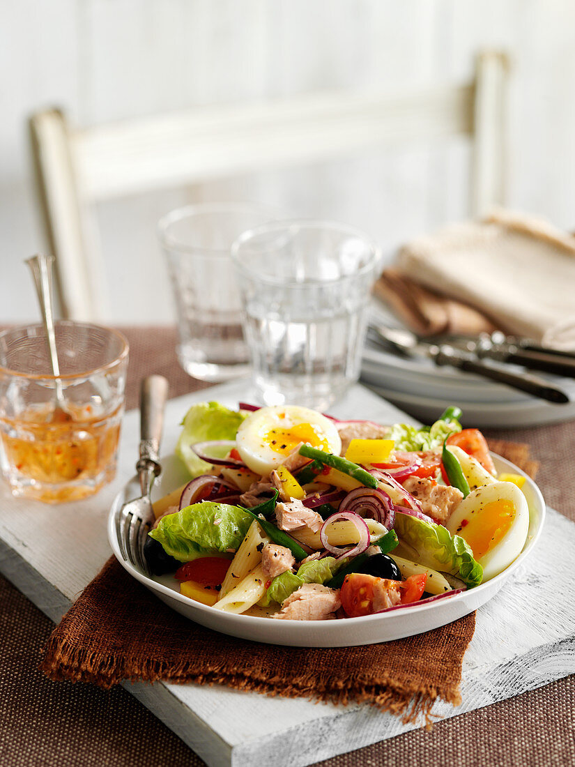 Salad nicoise with tuna