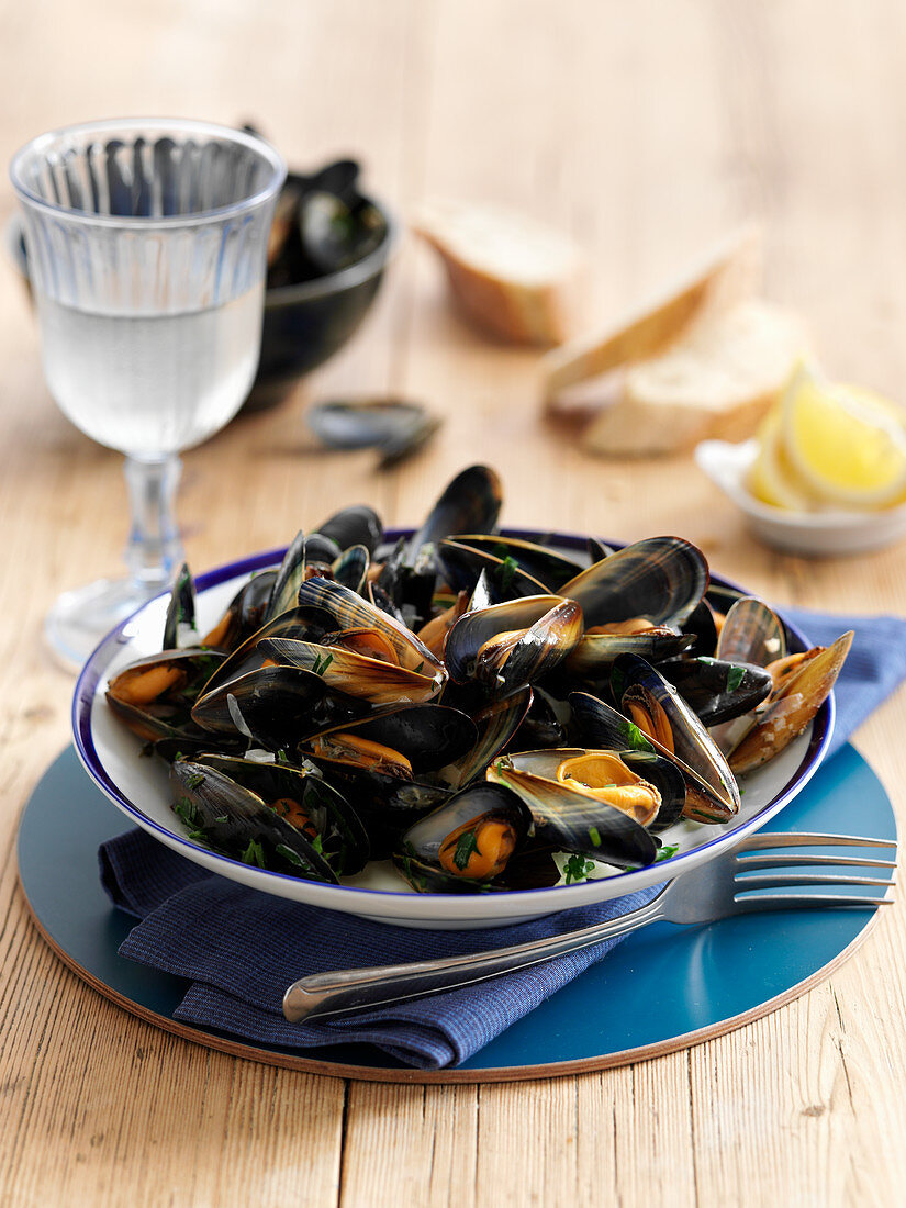 Moules marinieres (mussels in white wine, France)