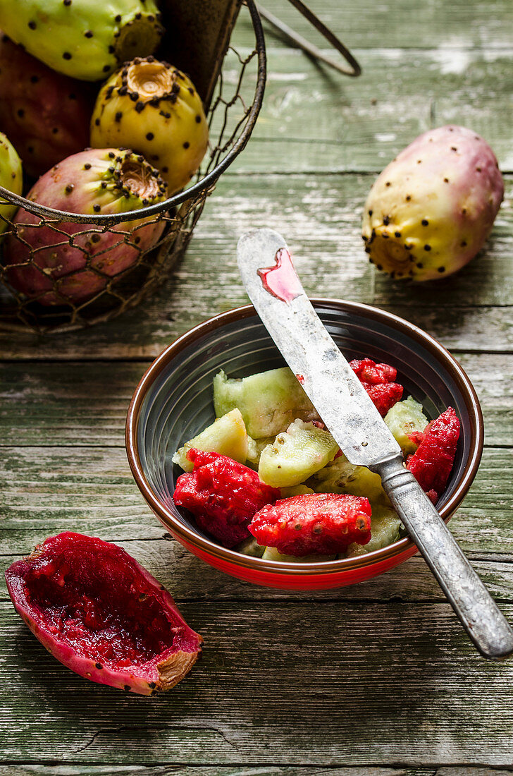 Prickly pears diced