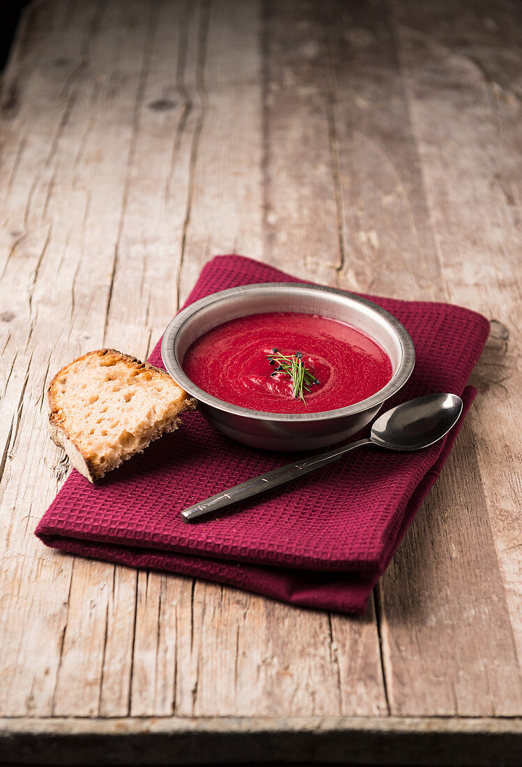 Beetroot soup with cress
