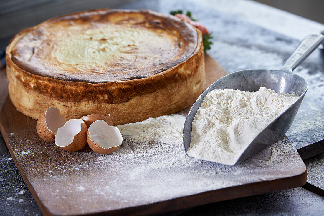 Käsekuchen mit Mürbeteigboden