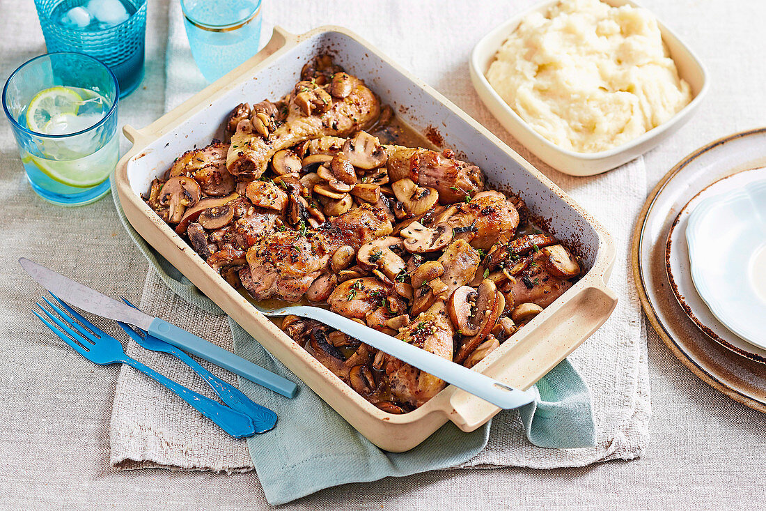 Hähnchenauflauf mit Pilzen und Kartoffelpüree