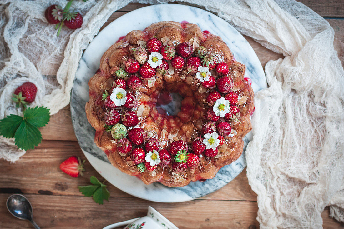 Strawberry Cheesecake Monkeybread