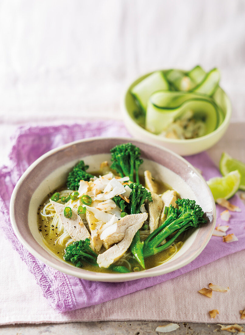 Chicken-broccoli curry
