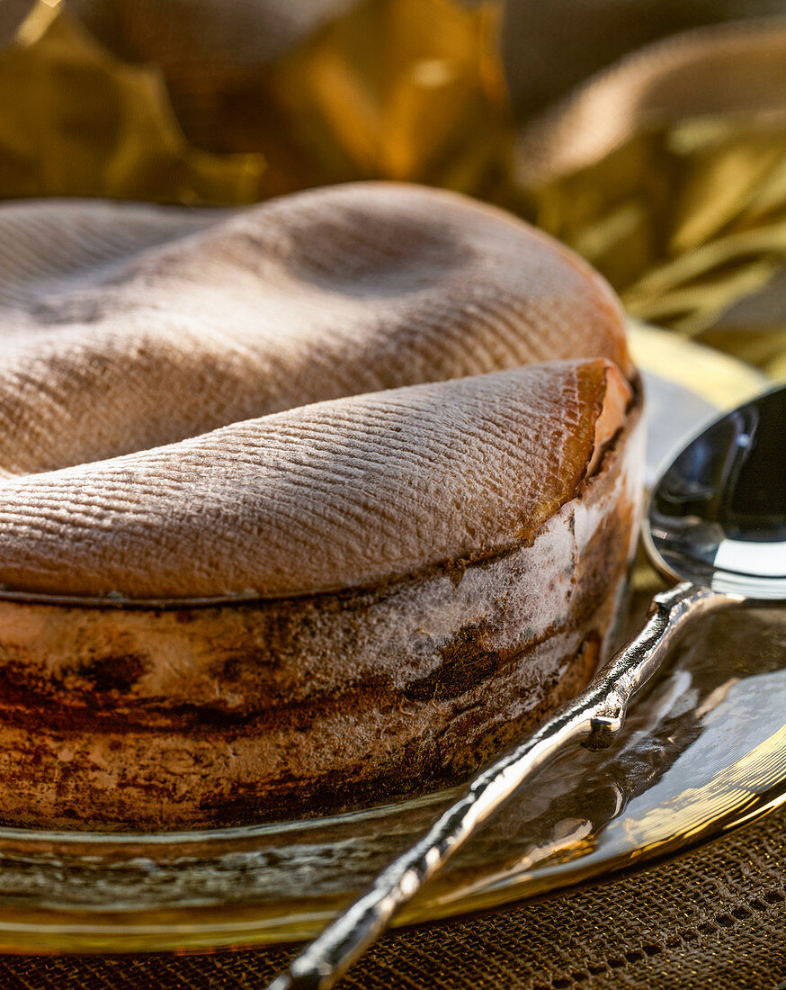 Vacherin Mont-d'Or (soft French cheese)