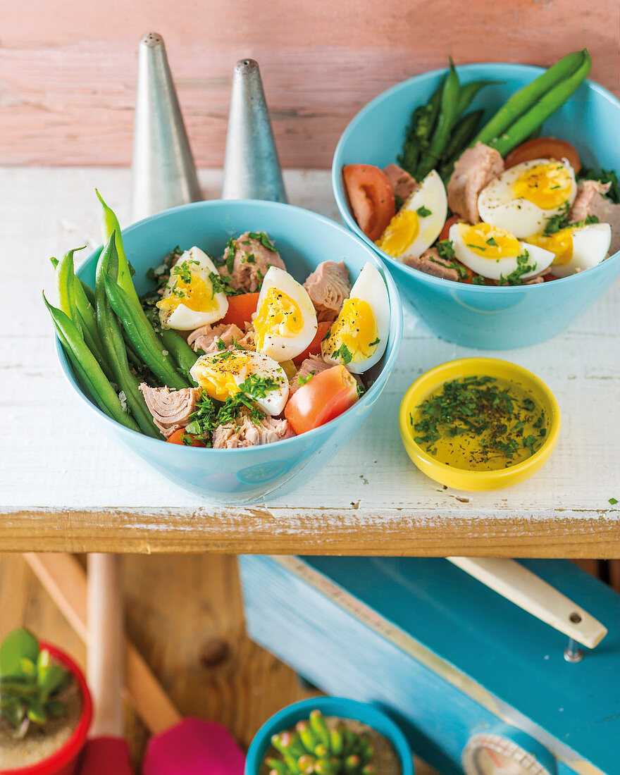 Fresh and flavourful sort of niçoise salad