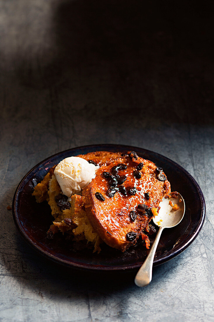 Bread and butter pudding with raisins