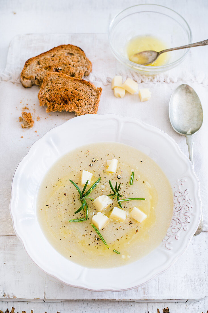 Cauliflower soup with rosemary