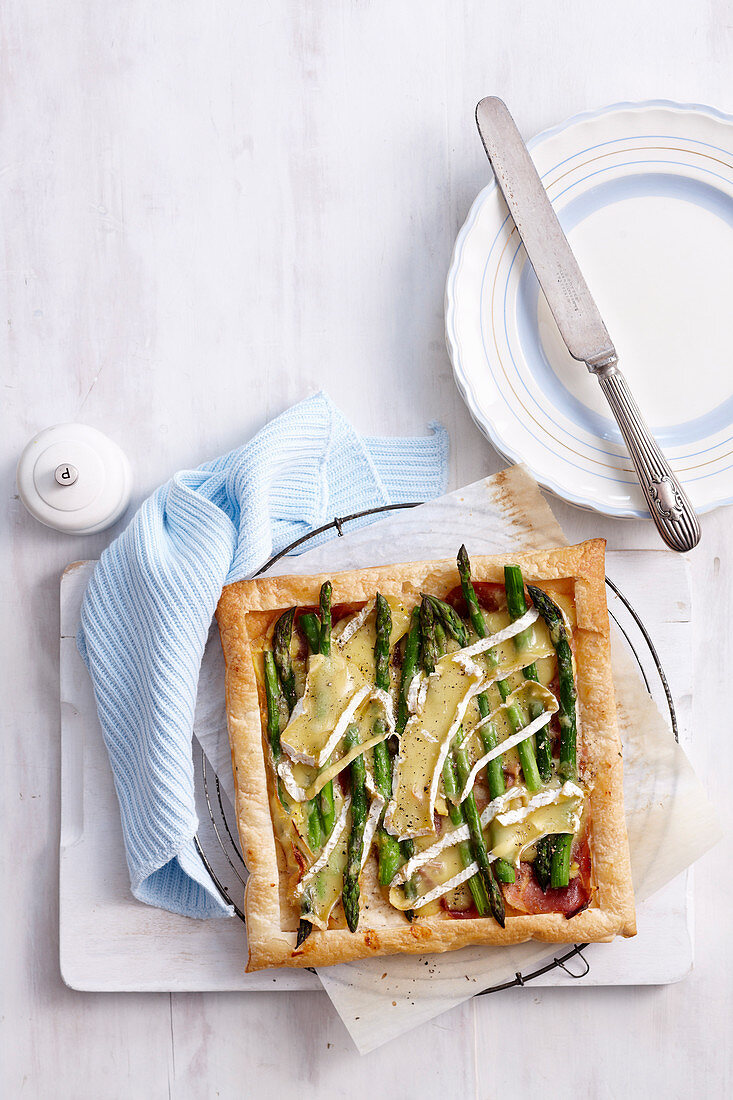 Asparagus tart