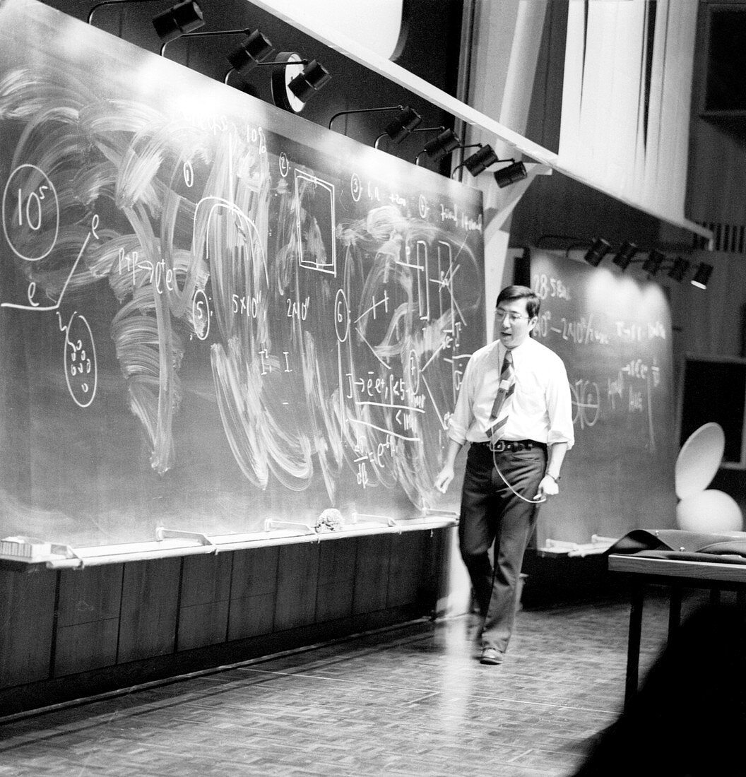 Ting's charmed particle discovery lecture at CERN, 1974