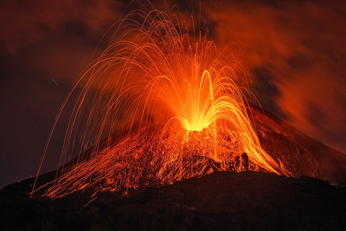 Eruption of Mount Etna, December 2015