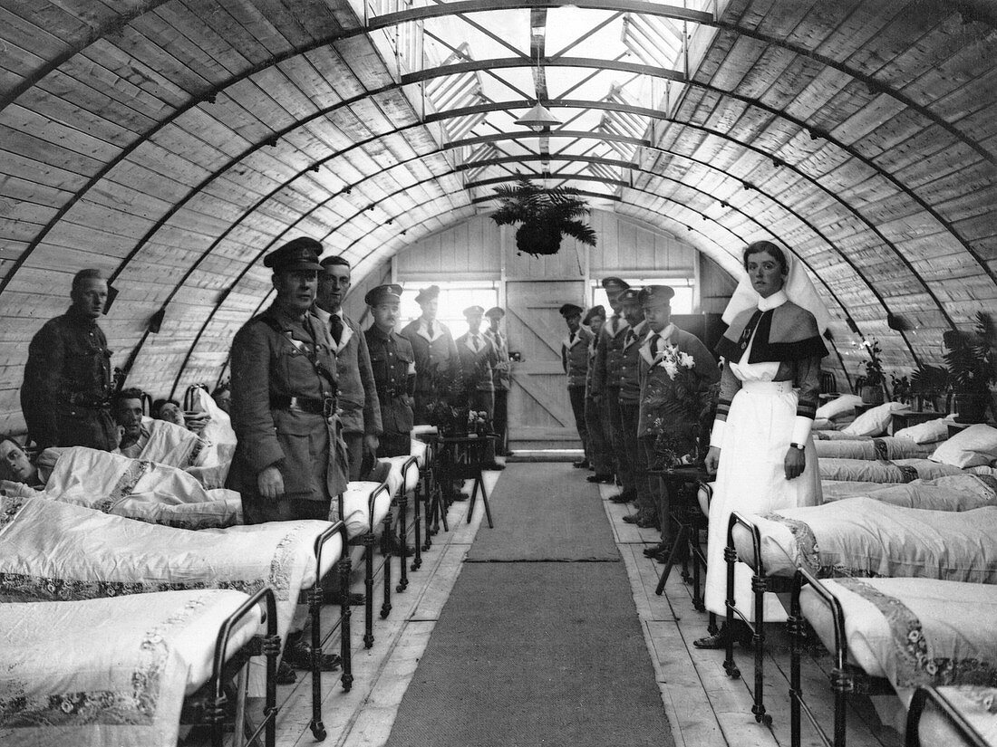 Nissen hut in use as a hospital ward, First World War