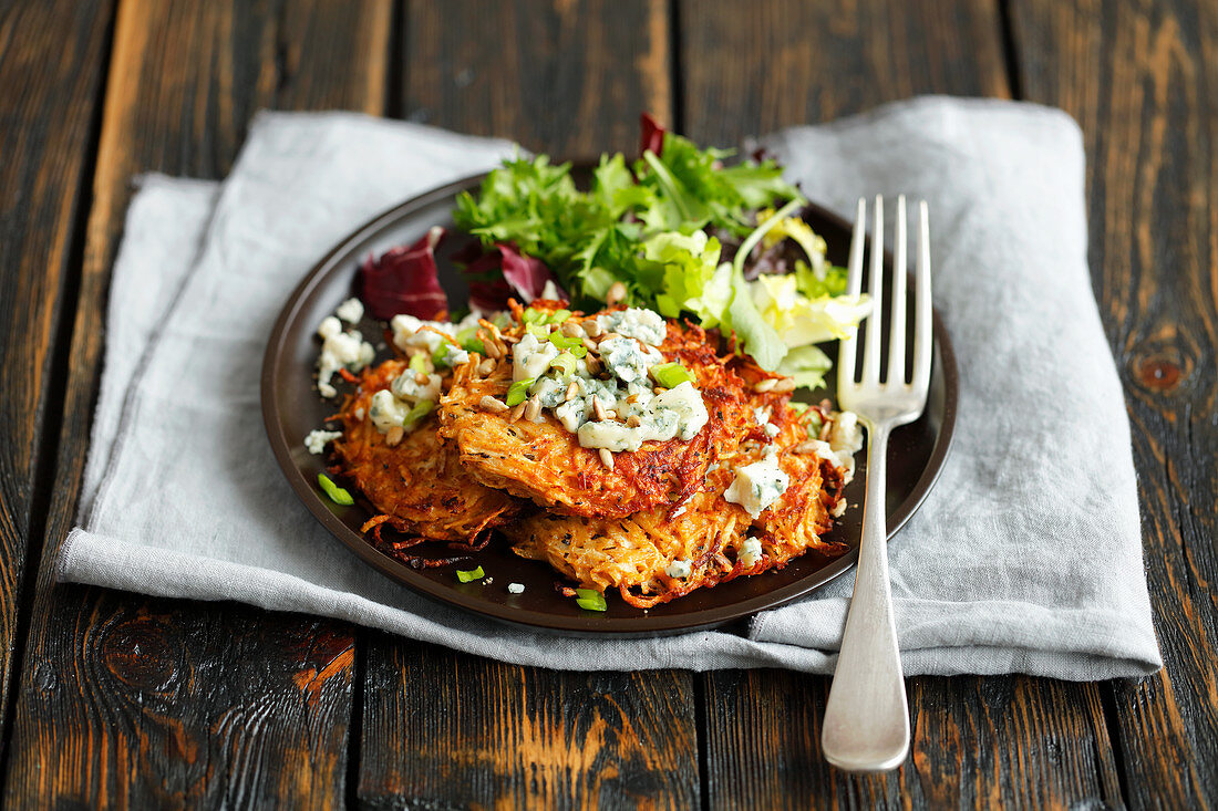 Celeriac fritters with blue cheese