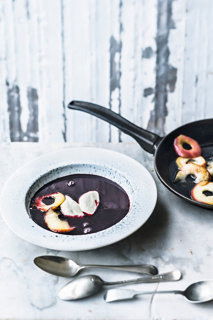 Elderberry soup with apples and vanilla yogurt