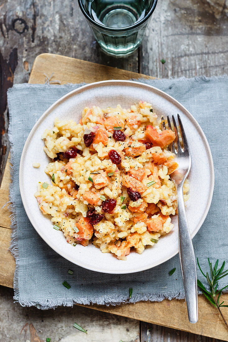 Risotto with pumpkin and cranberries