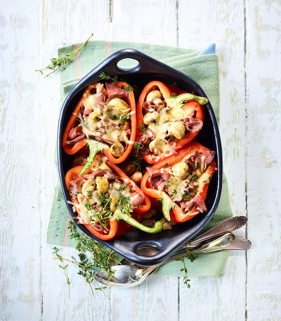 Peppers stuffed with roast beef