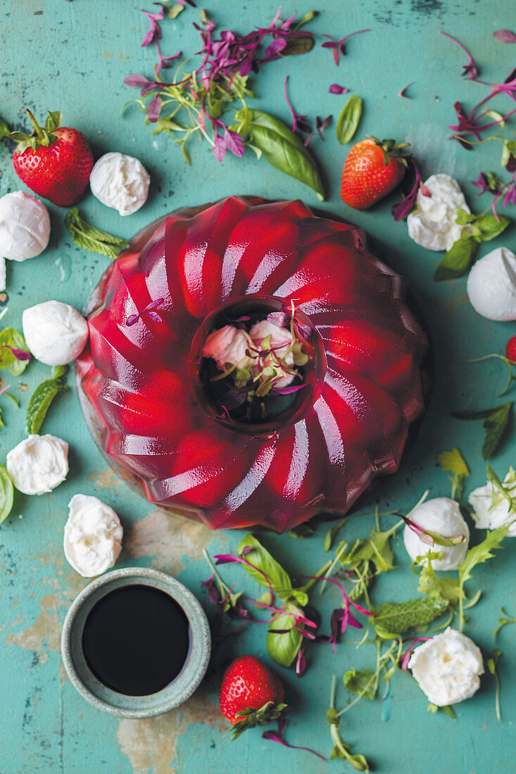 Topped strawberry jelly with mini mozzarella