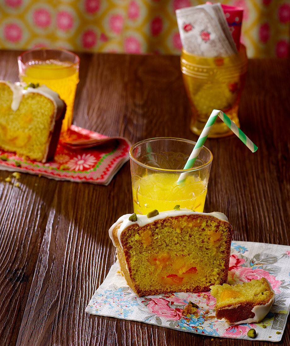 Orangenlimokuchen mit Zuckerglasur