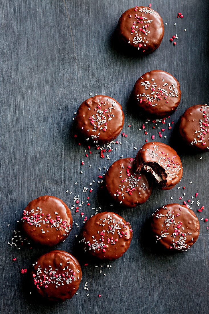Homemade double chocolate ‘wagon wheels’