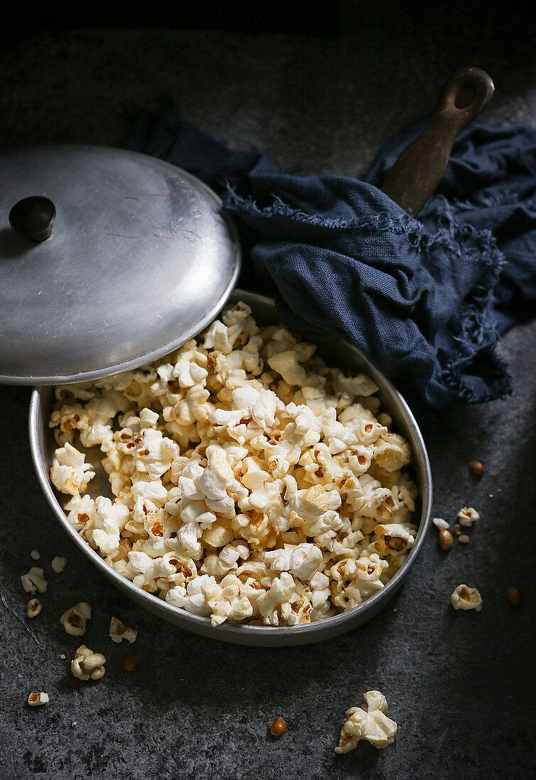 Freshly prepared popcorn in a vintage pot