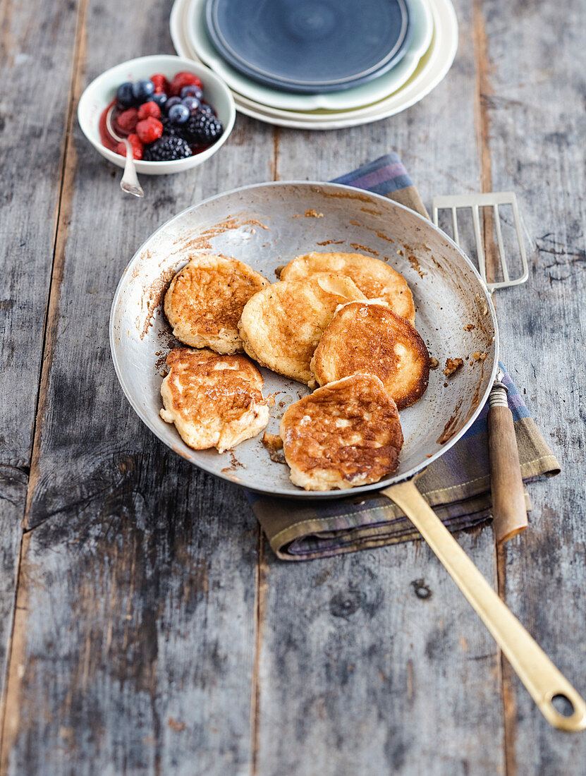 Ricotta pancake with berries (low carb)