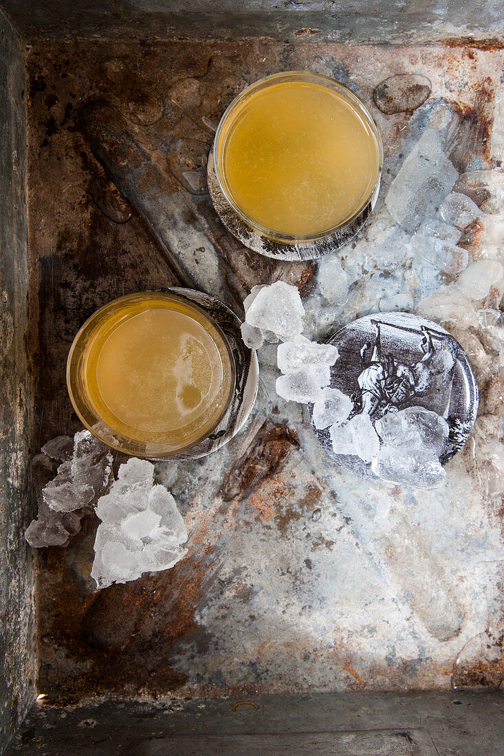 A cocktail made with rum, banana liqueur, Southern Comfort and lemon juice