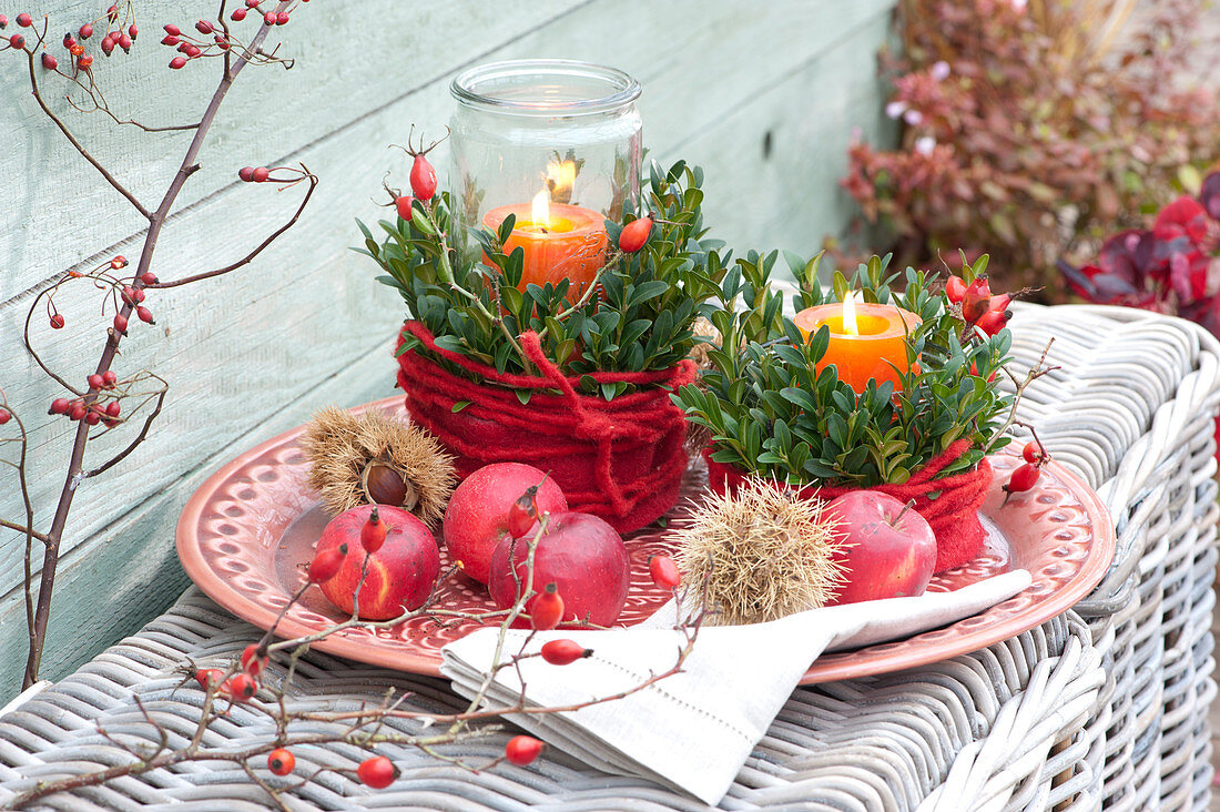 Lanterns With Buxus Branches, Red Felt And Woolen Cord