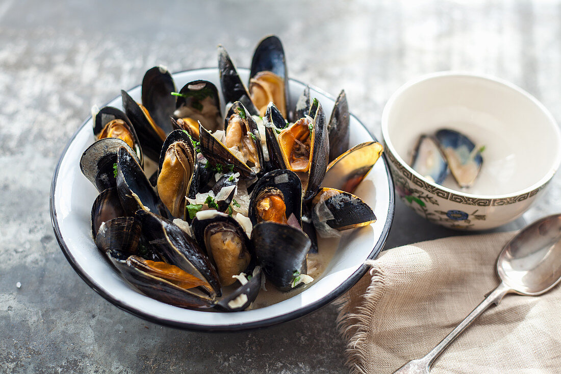 Mussels cooked in white wine