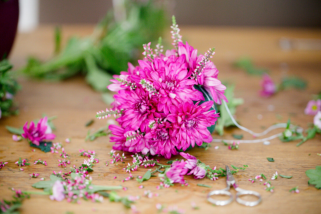 Flower ball made from chrysanthemums and heather