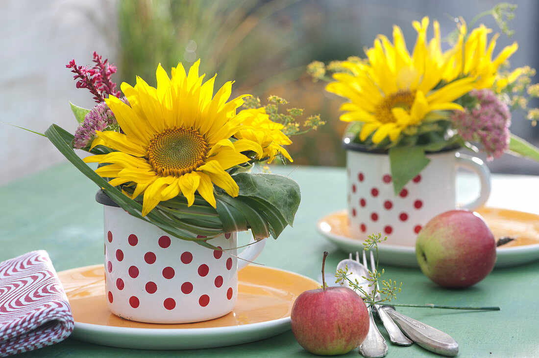 Late Summer Table Decoration With Sunflowers