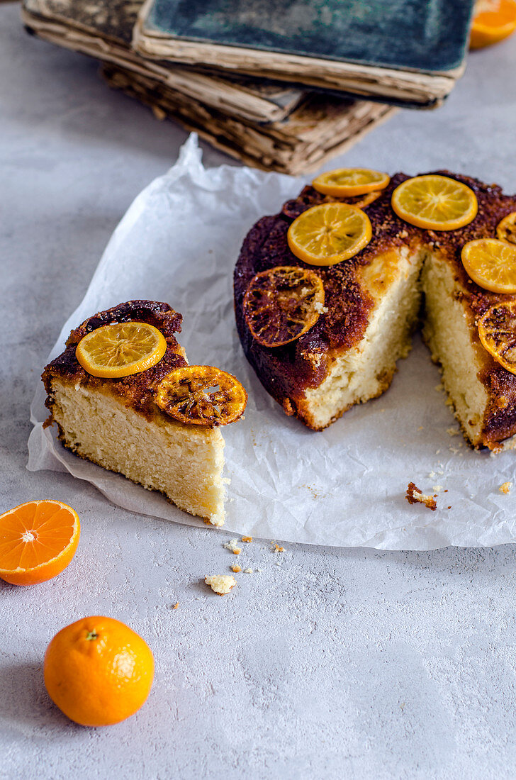 Orangenkuchen, angeschnitten