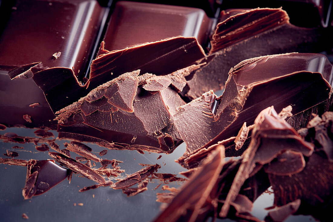 Pieces of chocolate (close-up)