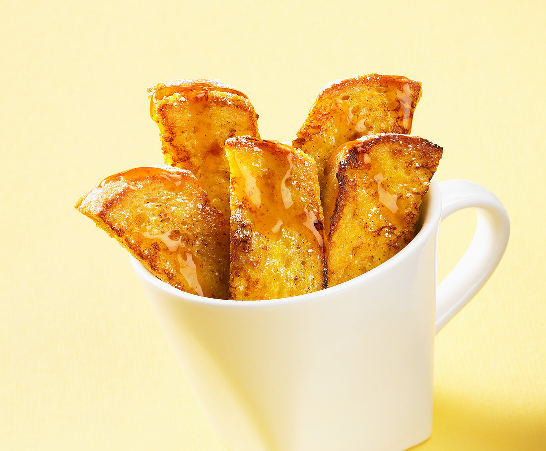 French-Toast-Sticks mit Ahornsirup