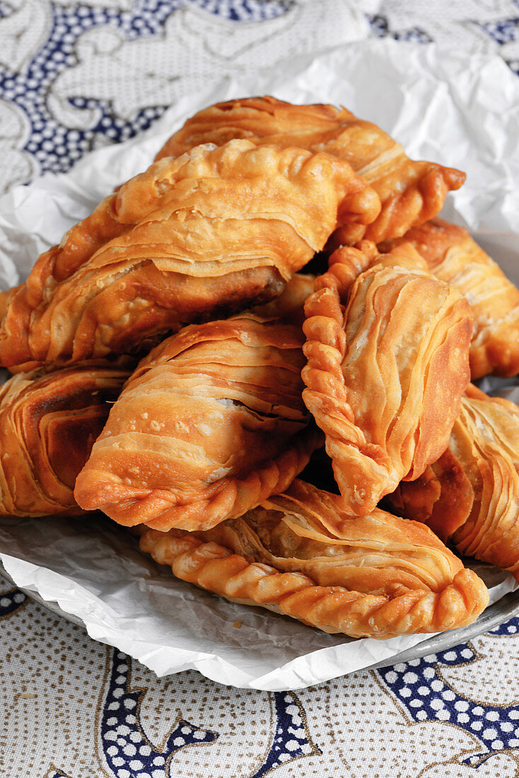 Spiral Curry Puffs – deep-fried pastries (Singapore)