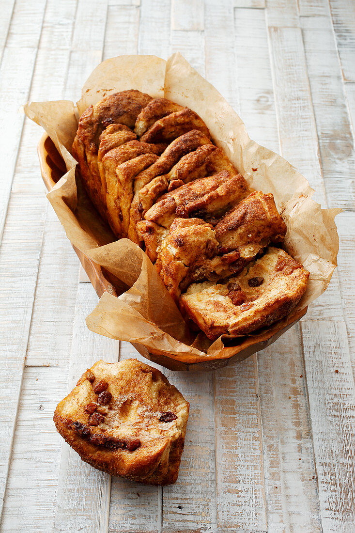 Cinnamon and raisin pull-apart bread