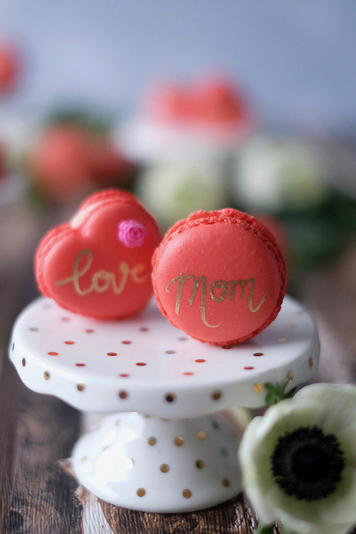 Erdbeer-Marshmallow-Macarons zum Muttertag