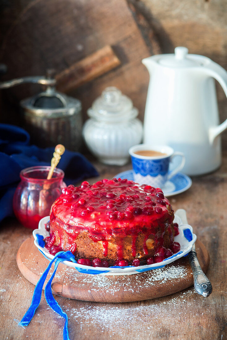 Käsekuchen mit Cranberrysauce