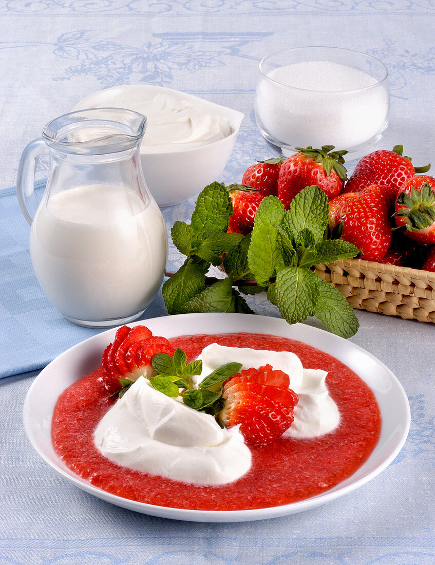 Ricotta cream with strawberry sauce