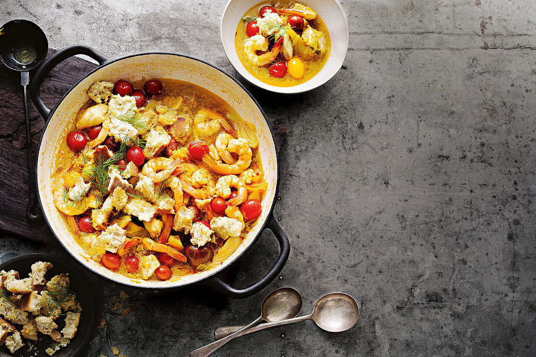 Seafood, fennel and saffron braise with chunky fennel seed croutons