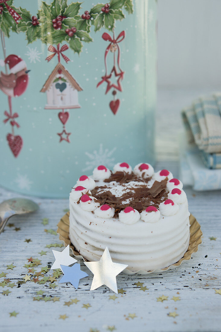 A mini Black Forest gingerbread gateau