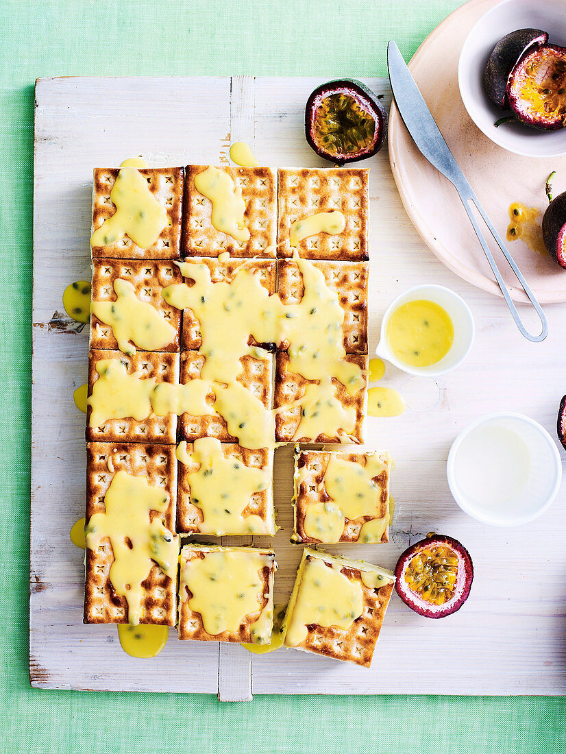 Cheesecake slices with lime and passion fruit