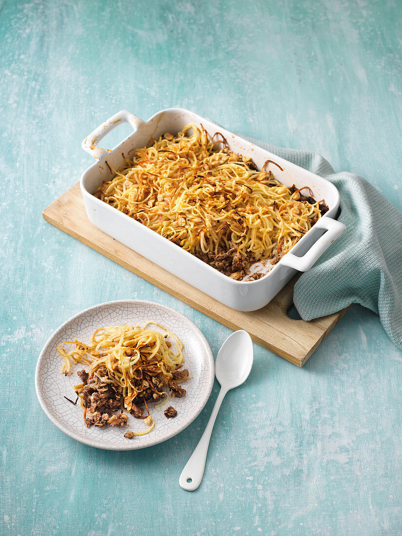 Oven-baked apple and chocolate porridge