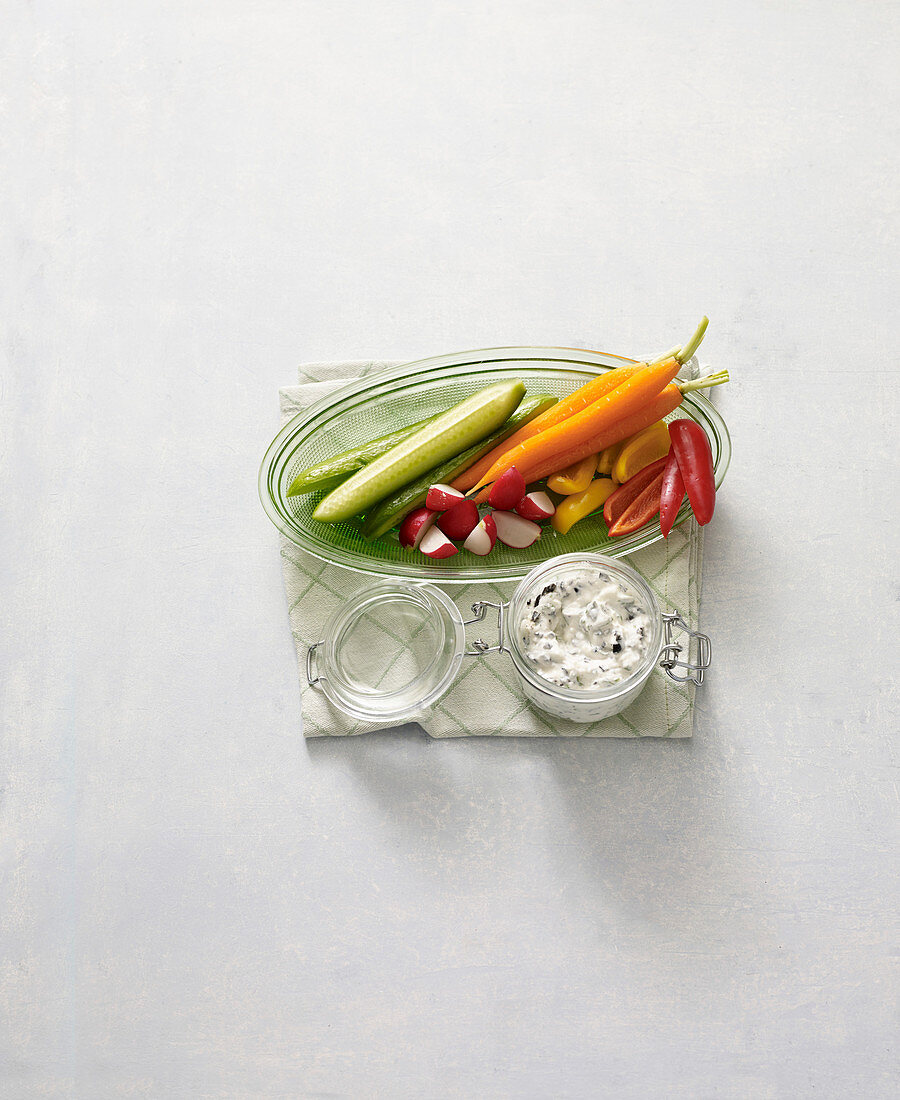 Feta cream with crudités