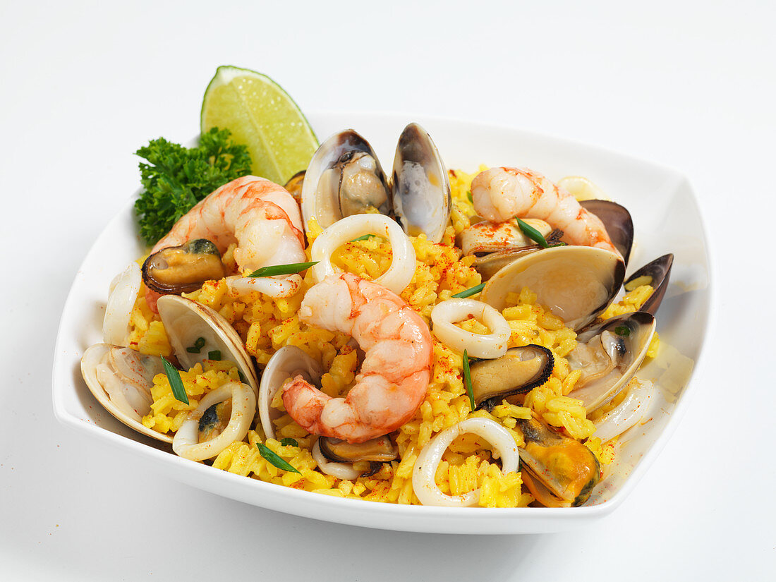 Saffron rice with seafood