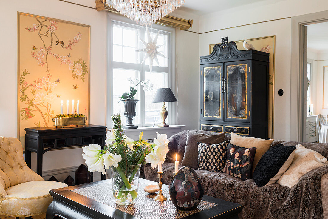 Cosy Christmas decorations in classic living room